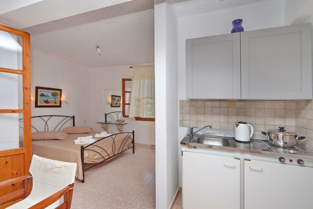 Marlitsis Apartments & Studios Skopelos Town Exterior photo